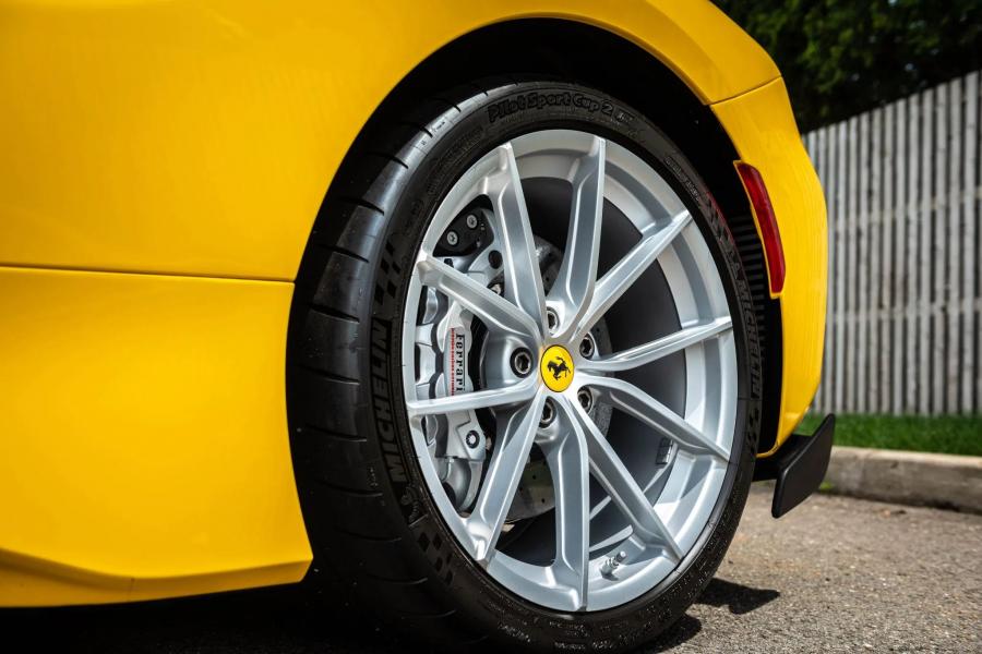 Колеса Ferrari 488 Pista 2019 года  (фото 25 из 53)